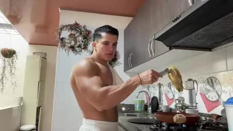 Sebastian online show from November 6, 7:17 pm