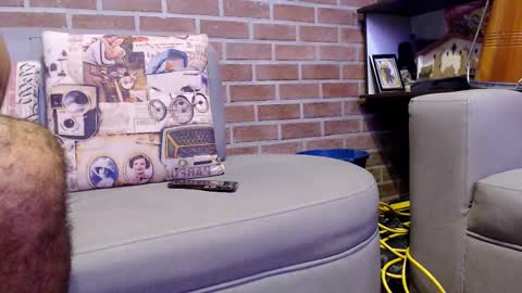 maximotorricelli online show from February 14, 1:45 am