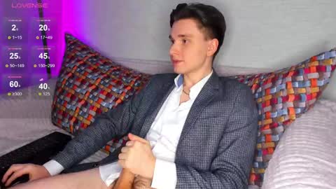 Max online show from February 16, 3:27 pm