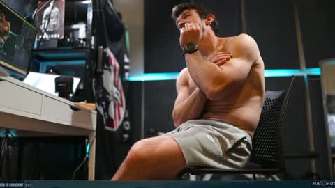 Snapshot of maximus_787 chatting on January 22, 1:10 am Maximus7871 online show from January 22, 1:10 am