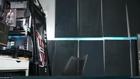 Snapshot of maximus_787 chatting on March 12, 11:44 pm Maximus7871 online show from March 12, 11:44 pm