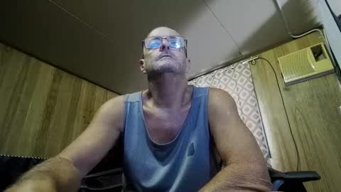 Max online show from February 4, 12:19 am