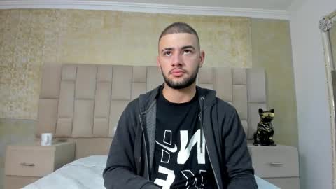 Snapshot of maximusdick1_ chatting on October 12, 3:43 am Maximus online show from October 12, 3:43 am