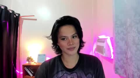 maxine_fucks online show from December 19, 10:00 am