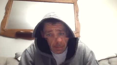Snapshot of maxjr8008 chatting on December 5, 1:53 am maxjr8008 online show from December 5, 1:53 am