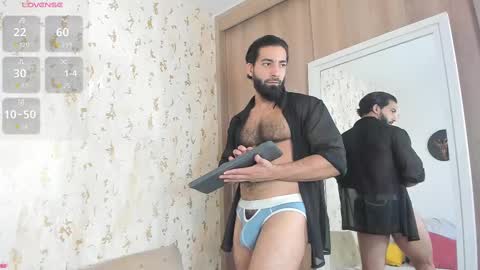 Max online show from February 22, 9:26 pm