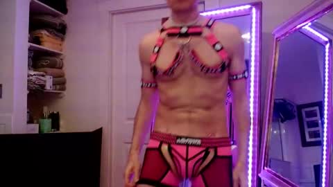 Maxxxbates online show from February 15, 2:03 am