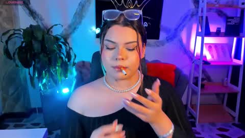 Maxine Minx online show from February 15, 5:53 am