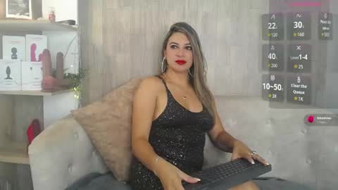 may_wood online show from April 22, 12:12 pm