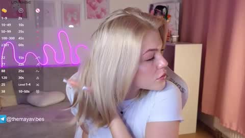 Maya online show from February 2, 3:37 am