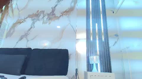 M A Y A  B A K E R online show from November 26, 9:22 pm