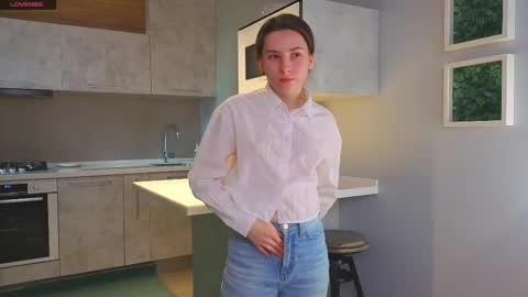 My name Casey  online show from October 9, 4:07 am