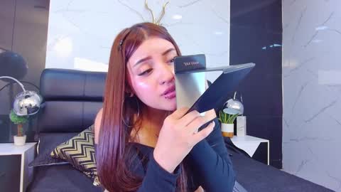 Snapshot of maylinsanchez chatting on February 5, 7:29 am Maylin online show from February 5, 7:29 am