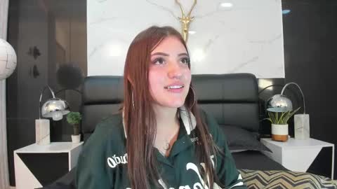 Snapshot of maylinsanchez chatting on February 22, 10:18 am Maylin online show from February 22, 10:18 am
