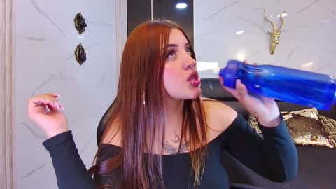 Snapshot of maylinsanchez chatting on February 7, 7:40 am Maylin online show from February 7, 7:40 am