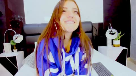 Snapshot of maylinsanchez chatting on January 26, 10:12 am Maylin online show from January 26, 10:12 am
