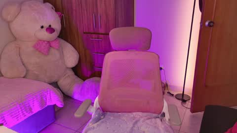 may online show from April 2, 9:11 pm