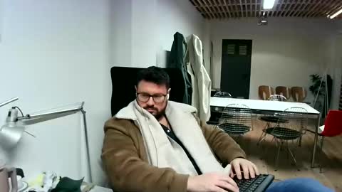 maythe4bwu online show from December 11, 4:09 pm