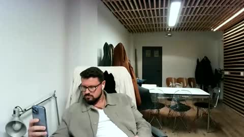 maythe4bwu online show from October 12, 10:33 pm