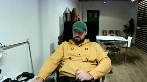 maythe4bwu online show from December 19, 4:46 pm