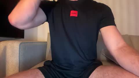 mcr8080 online show from April 22, 5:03 am