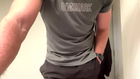 mcr8080 online show from January 23, 3:43 pm