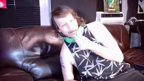 Mac D online show from January 8, 12:05 am