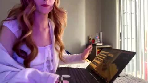 meadowmoon3 online show from February 3, 7:51 pm