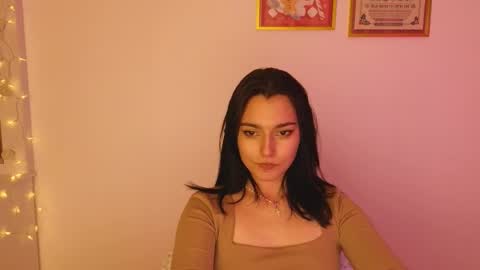 Dina online show from February 26, 7:21 pm