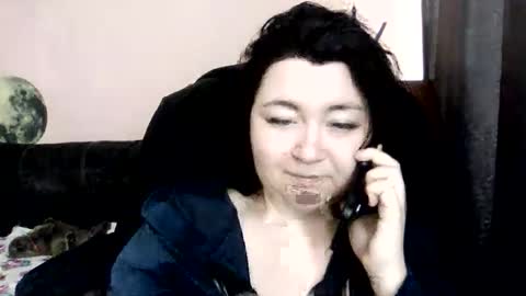 Snapshot of medjik_lool chatting on October 14, 8:28 am Oltereodora-lima online show from October 14, 8:28 am