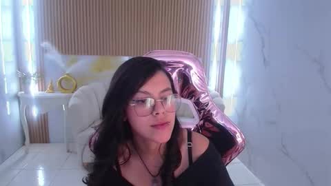 Snapshot of medusa11_s chatting on October 6, 8:15 pm medusa11_s online show from October 6, 8:15 pm
