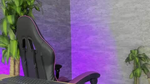 Snapshot of medusa_ts chatting on October 7, 12:50 am Medusa Ts online show from October 7, 12:50 am