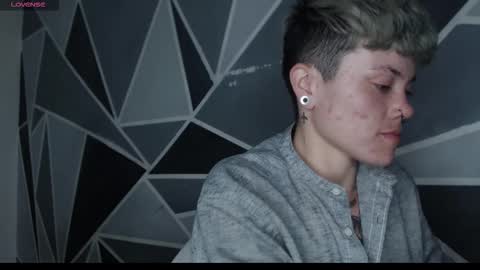 Megan and sophi online show from March 4, 5:37 am