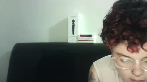 Megan and sophi online show from February 18, 8:05 am