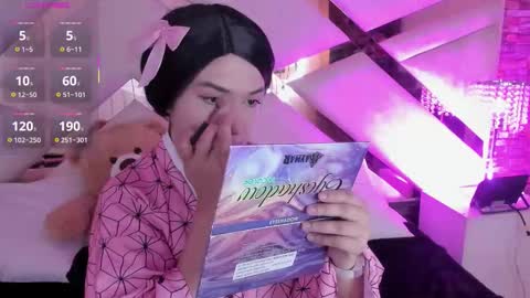     online show from October 31, 1:55 pm