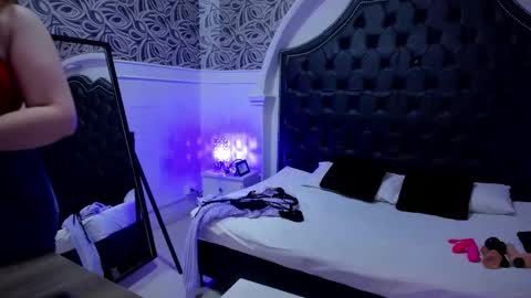 megan_jall online show from November 21, 7:45 pm