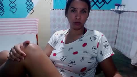 Snapshot of megan_little_ chatting on February 26, 10:15 pm amanda online show from February 26, 10:15 pm