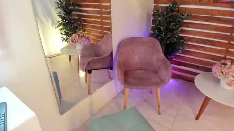 megan_raiin online show from March 12, 9:23 am