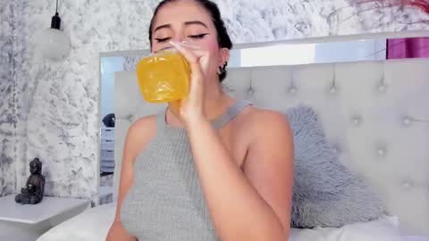 MEGAN  online show from October 21, 11:48 am