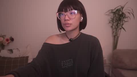 Snapshot of meganmei666 chatting on October 1, 2:21 am for more 3 online show from October 1, 2:21 am