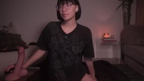 Snapshot of meganmei666 chatting on September 24, 2:07 am for more 3 online show from September 24, 2:07 am