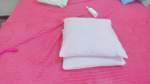 Megan Queen online show from April 1, 1:41 pm