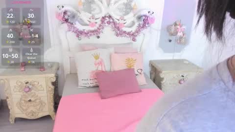 Megan online show from November 22, 12:03 pm