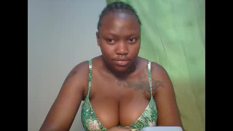 Snapshot of meghan_spice chatting on September 22, 11:47 am meghan_spice online show from September 22, 11:47 am
