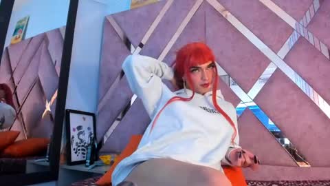 meghanqueen__ online show from March 22, 8:40 am