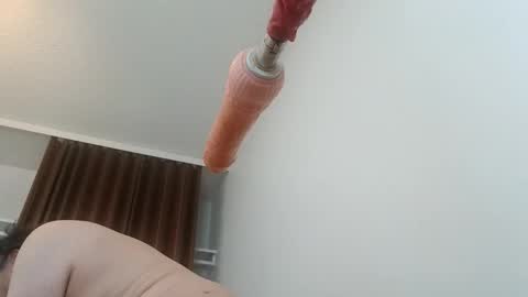 meheriuk68 online show from November 2, 7:36 pm