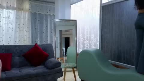 Snapshot of mei_naughtycat chatting on February 17, 7:55 pm Mei online show from February 17, 7:55 pm