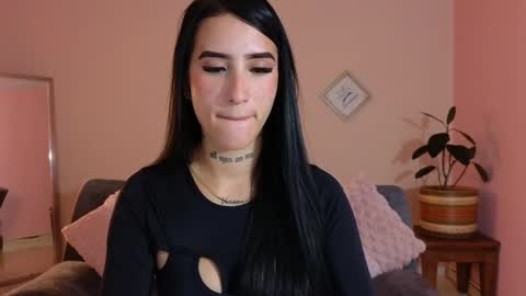 Snapshot of mei_naughtycat chatting on September 11, 1:01 pm Mei online show from September 11, 1:01 pm