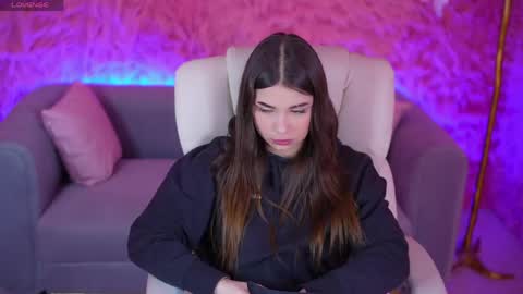 JESSIE online show from April 17, 5:32 am