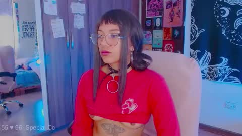 Melissa  -  -  Please help me to reach 100 thumbs up online show from October 25, 4:29 pm